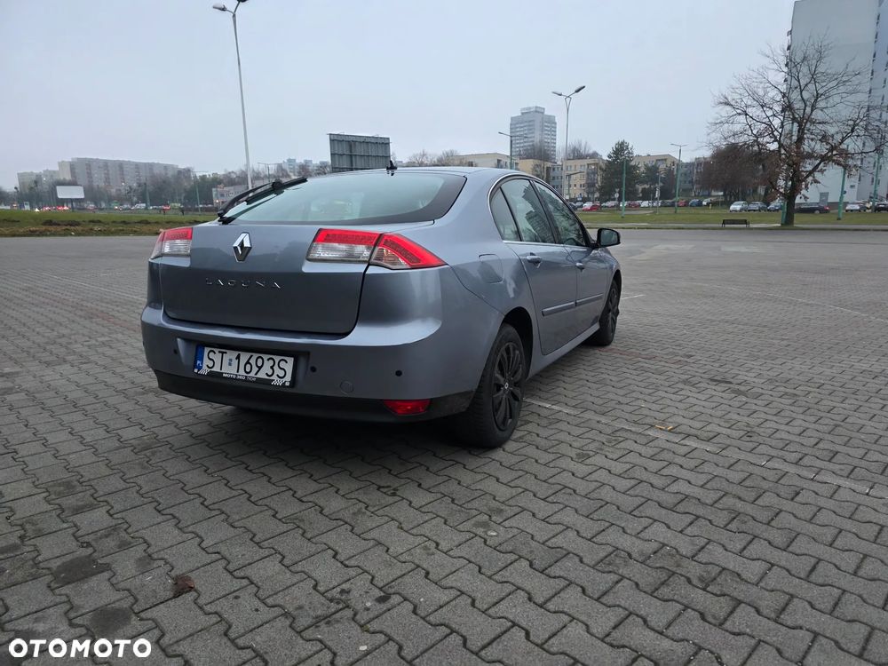 Renault Laguna 1.5 dCi Authentique - 14