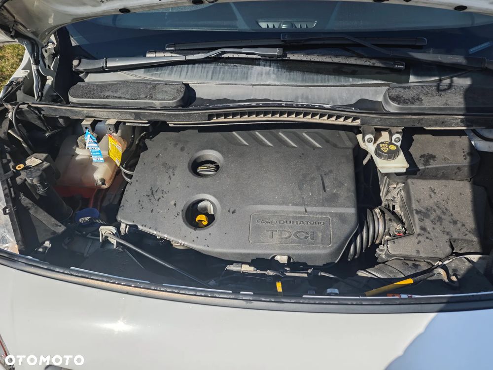 Ford CONNECT - 14