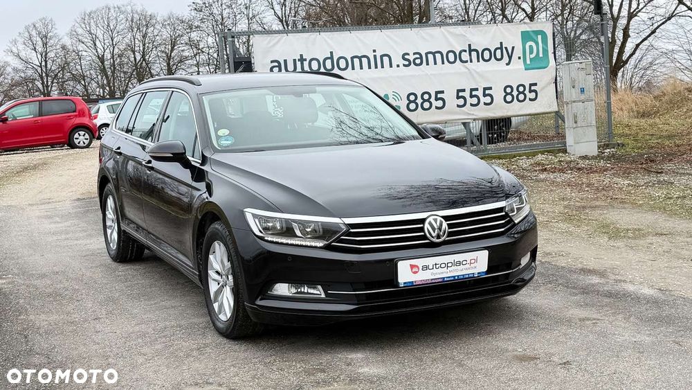 Volkswagen Passat - 12