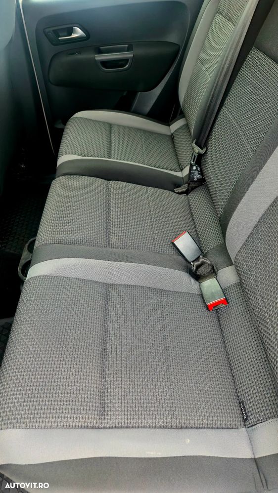 Volkswagen Amarok - 10