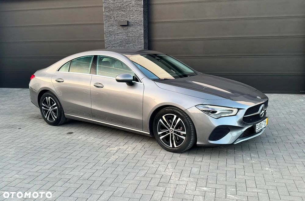 Mercedes-Benz CLA 200 Progressive 7G-DCT - 9