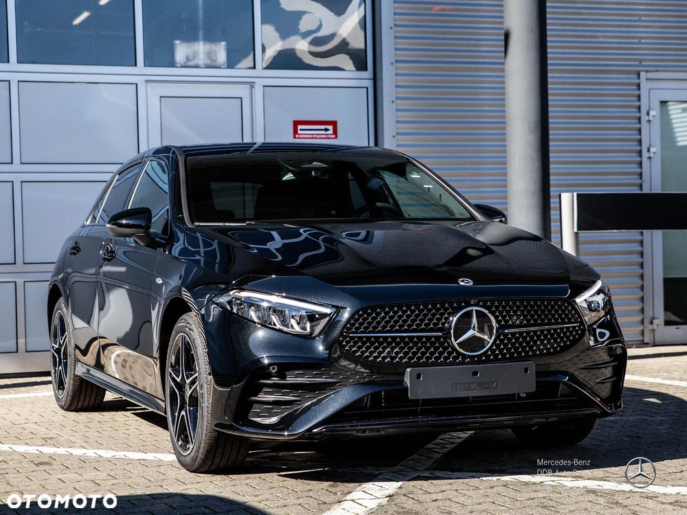 Mercedes-Benz Klasa A 250 e PHEV AMG Line 8G-DCT - 3