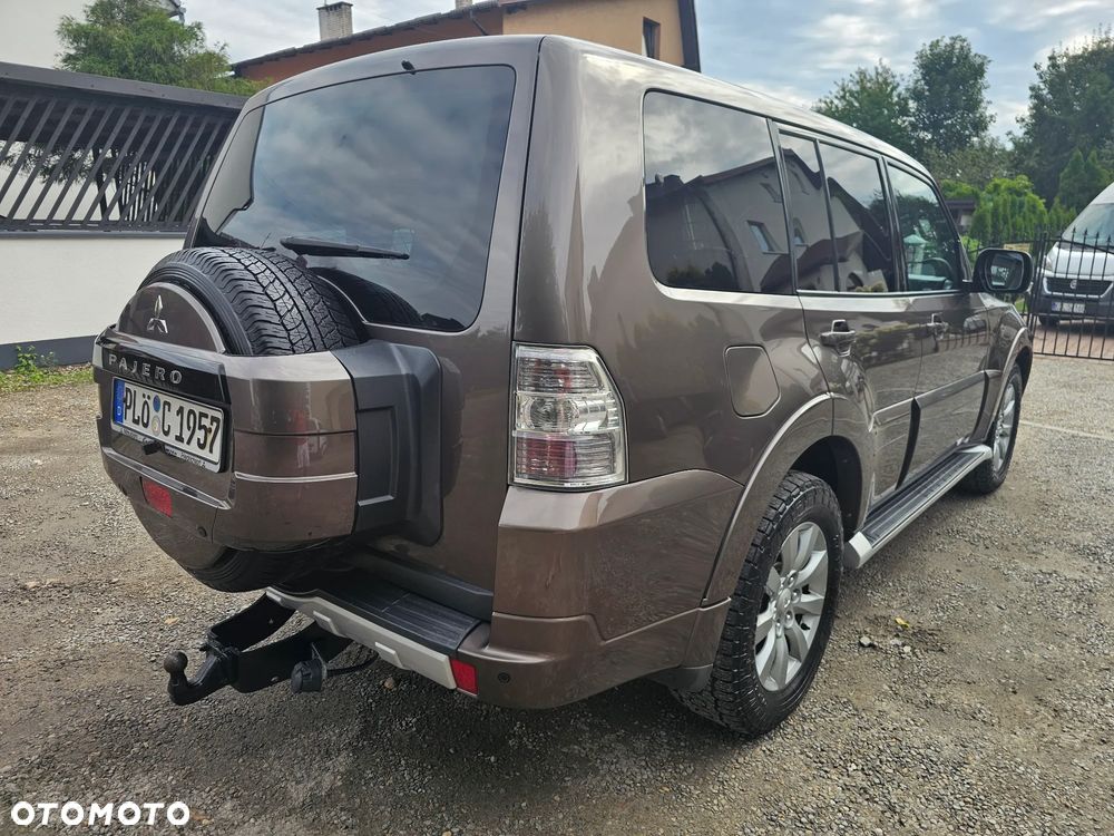 Mitsubishi Pajero 3.2 DID Intense + - 3