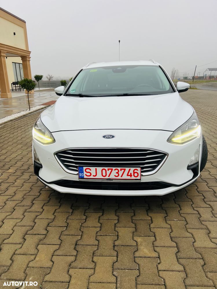 Ford Focus 1.5 TDCi Powershift Titanium - 3