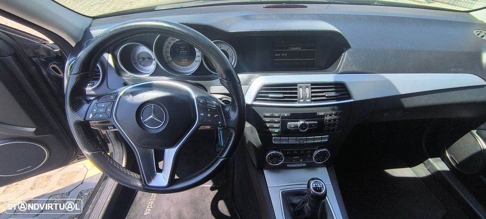 Mercedes-Benz C 220 CDi Avantgarde BlueEfficiency - 16
