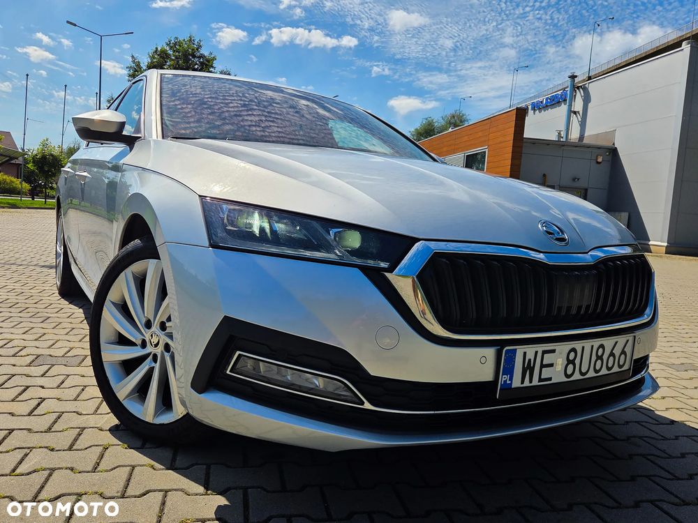 Skoda Octavia 2.0 TSI 4x4 Style DSG - 10