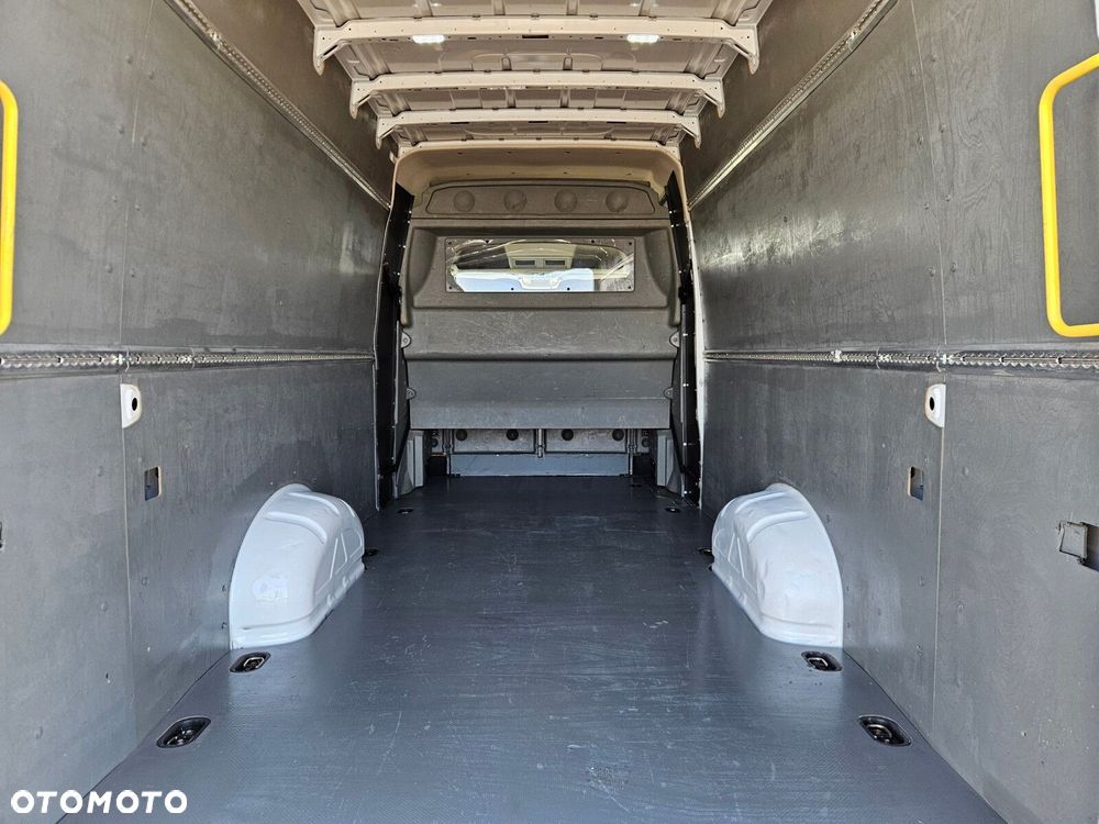 Volkswagen Crafter L5H2 *119999zł NETTO* Brygadówka 6 osób 2.0TDi/140KM - 16