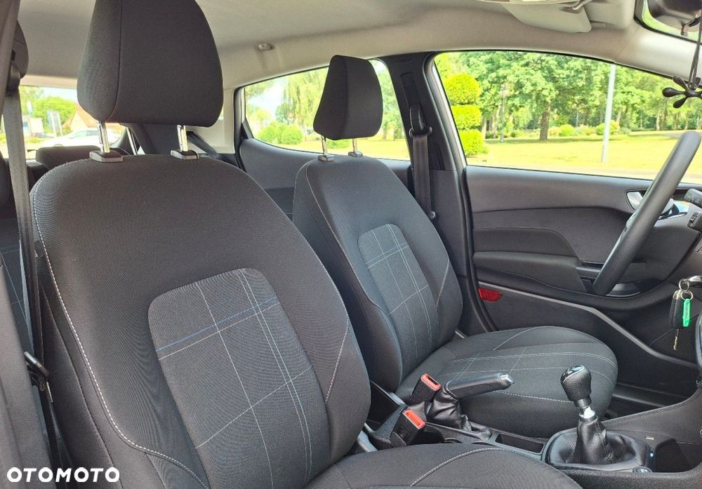 Ford Fiesta - 16