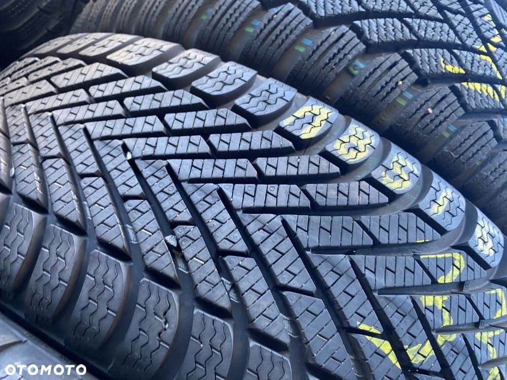 185/60r16 Pirelli Cinturato Winter_8mm_4szt_(338) - 5