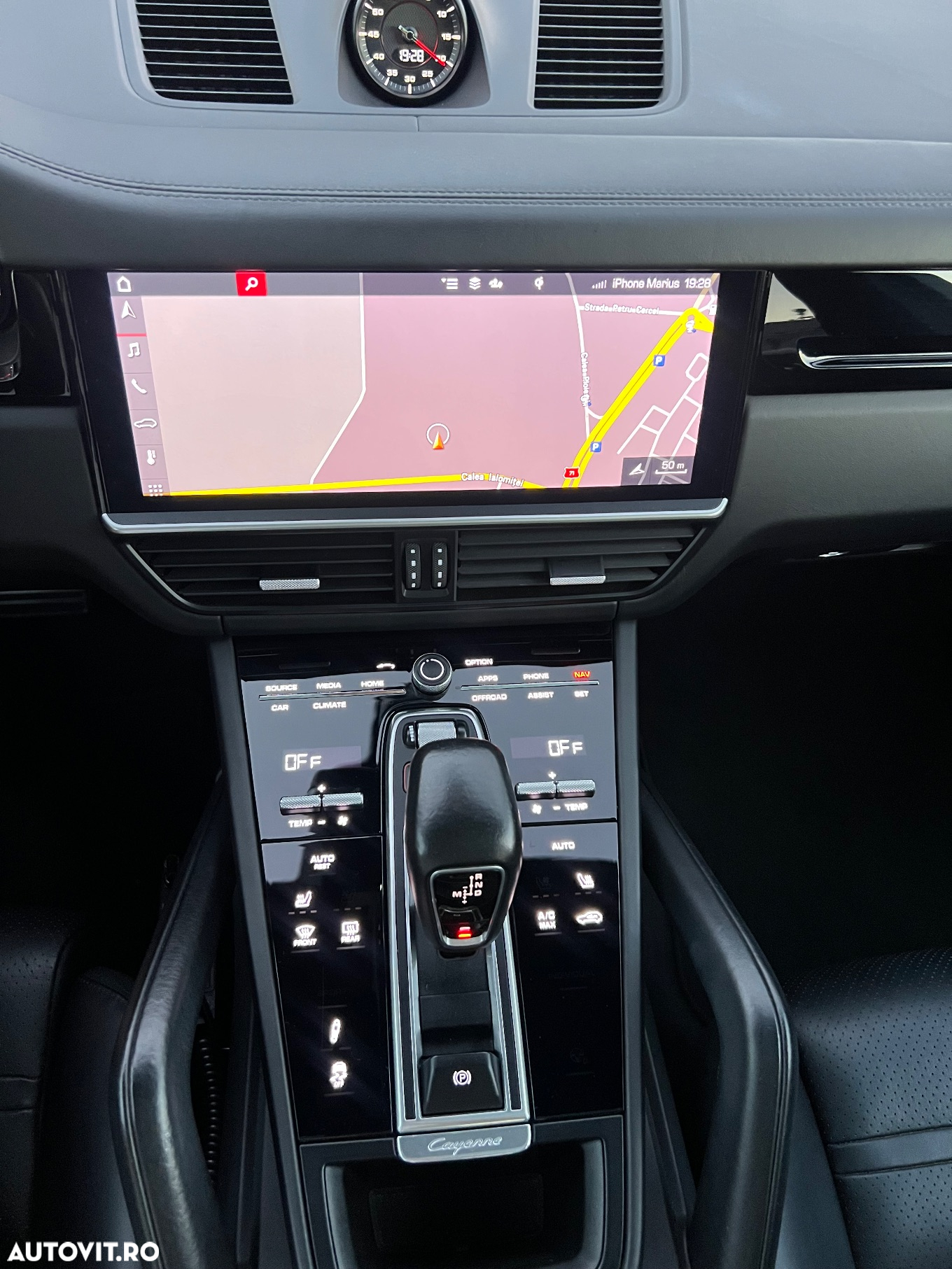 Porsche Cayenne S - 11
