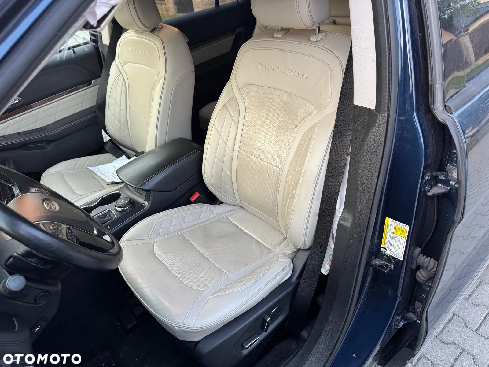 Ford Explorer EcoBoost Plug-in Hybrid ST-LINE - 20
