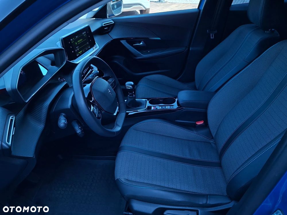 Peugeot 2008 PureTech 100 Allure S&S BVM6 - 18