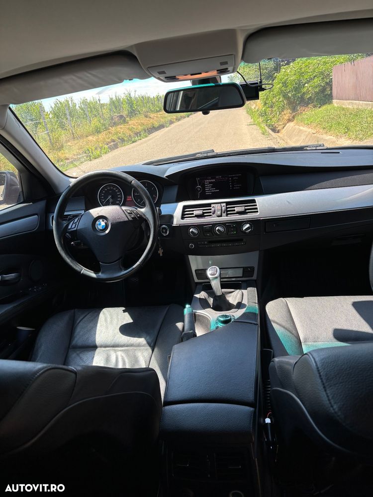 BMW Seria 5 520d - 7