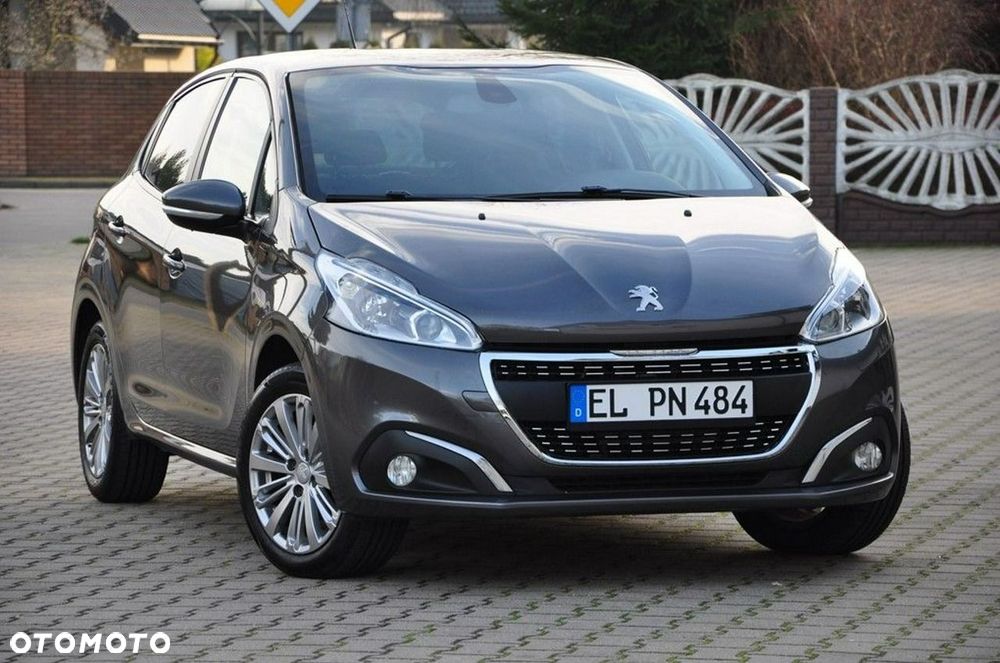 Peugeot 208 PureTech 82 Stop & Start Signature - 17