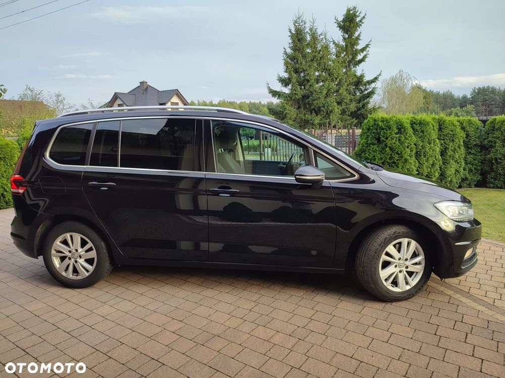 Volkswagen Touran 2.0 TDI SCR (BlueMotion Technology) DSG Highline - 37