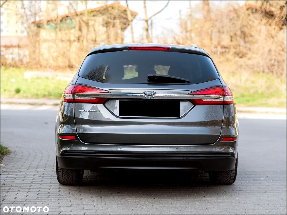 Ford Mondeo - 4