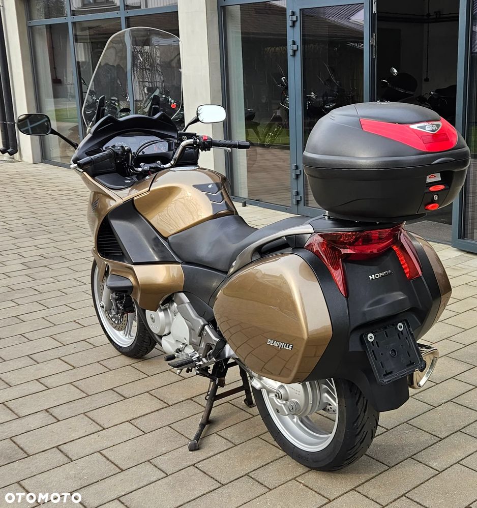 Honda Deauville - 10