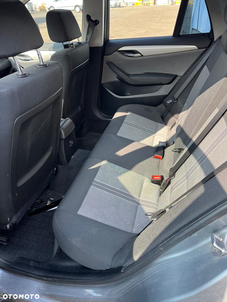 BMW X1 sDrive20d - 6