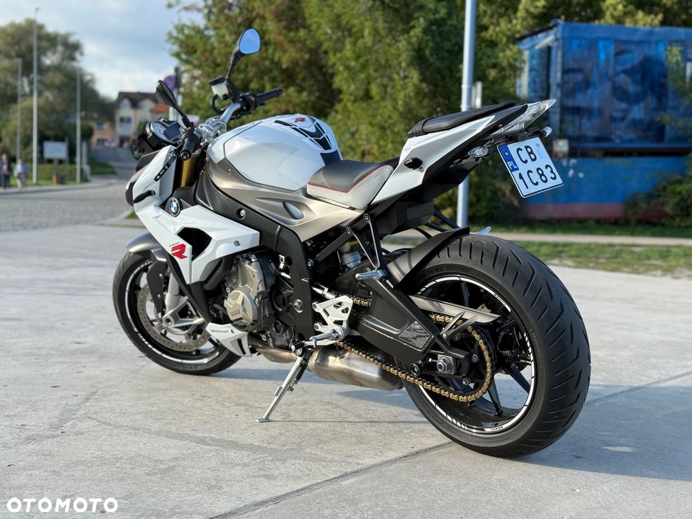 BMW S - 20