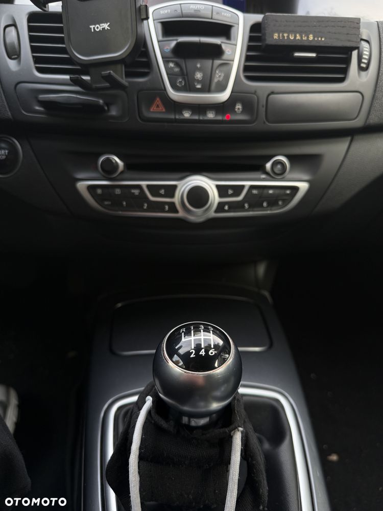 Renault Laguna - 16