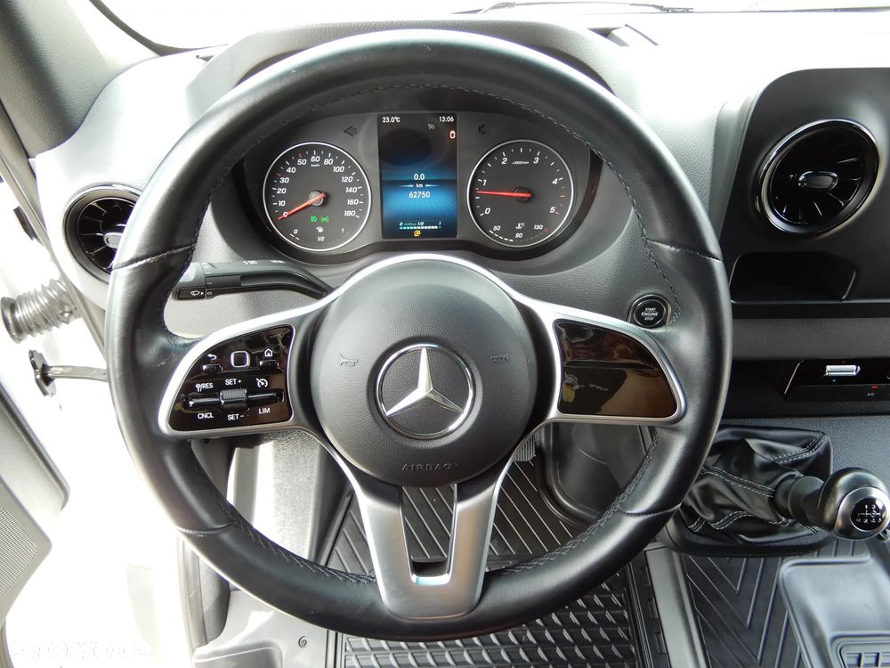 Mercedes-Benz SPRINTER 319 CDI 3.0 V6 190 KM Winda Załadowcza BÄR 600 Kg Udźwig Furgon Blaszak Maxi 4325 mm 1095 Kg Ładowności Wzmacniany Stan Jak Nowy UNIKAT MEGA OKAZJA POLECAM - 36
