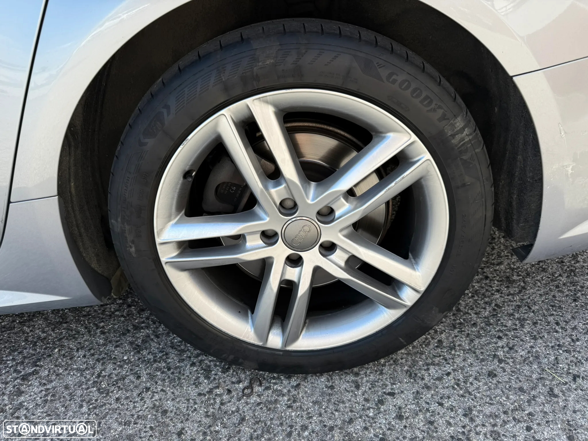 Audi A6 Avant 3.0 TDI V6 quattro Advance S tronic - 21
