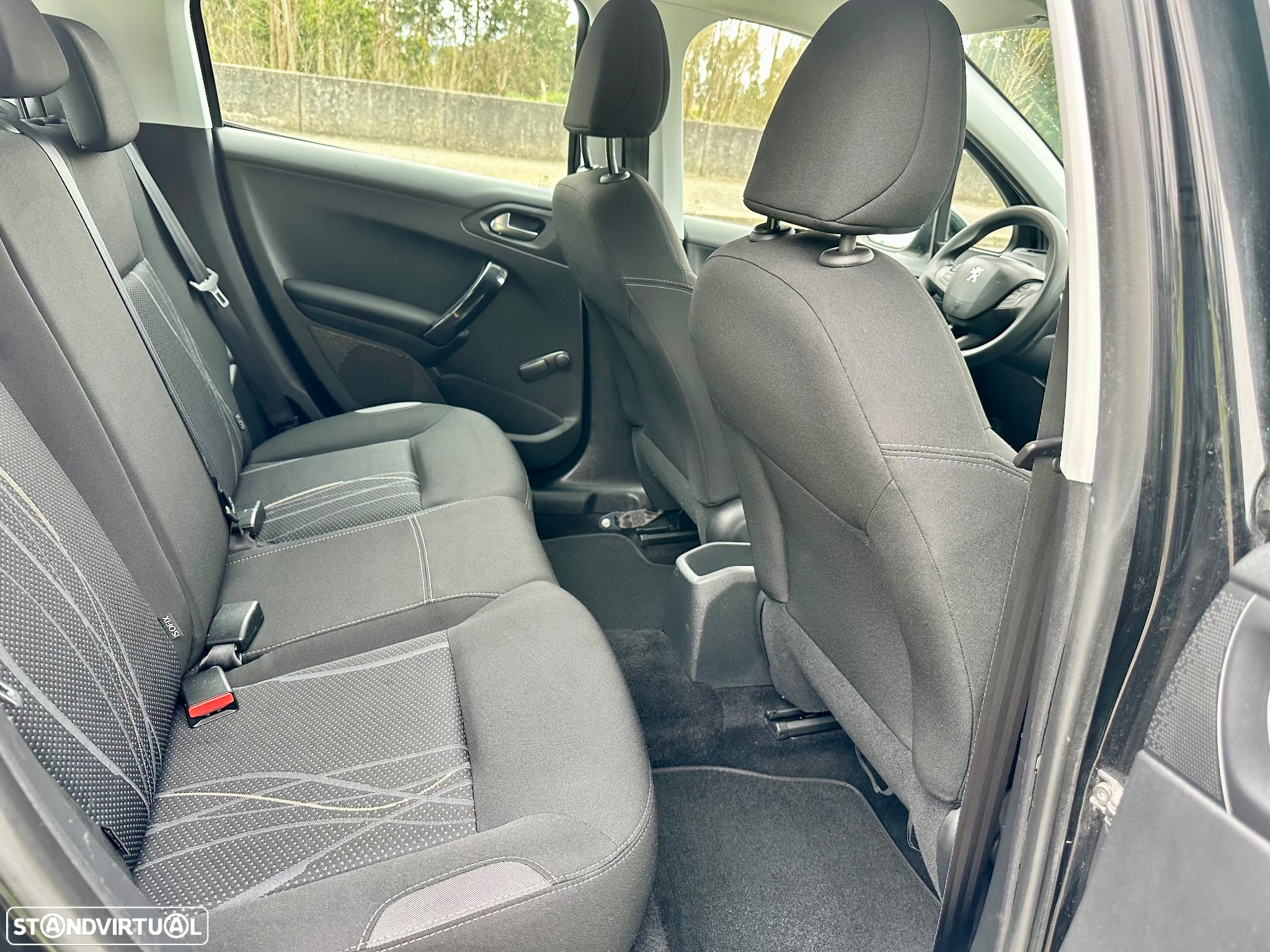Peugeot 208 PureTech 68 Access - 23