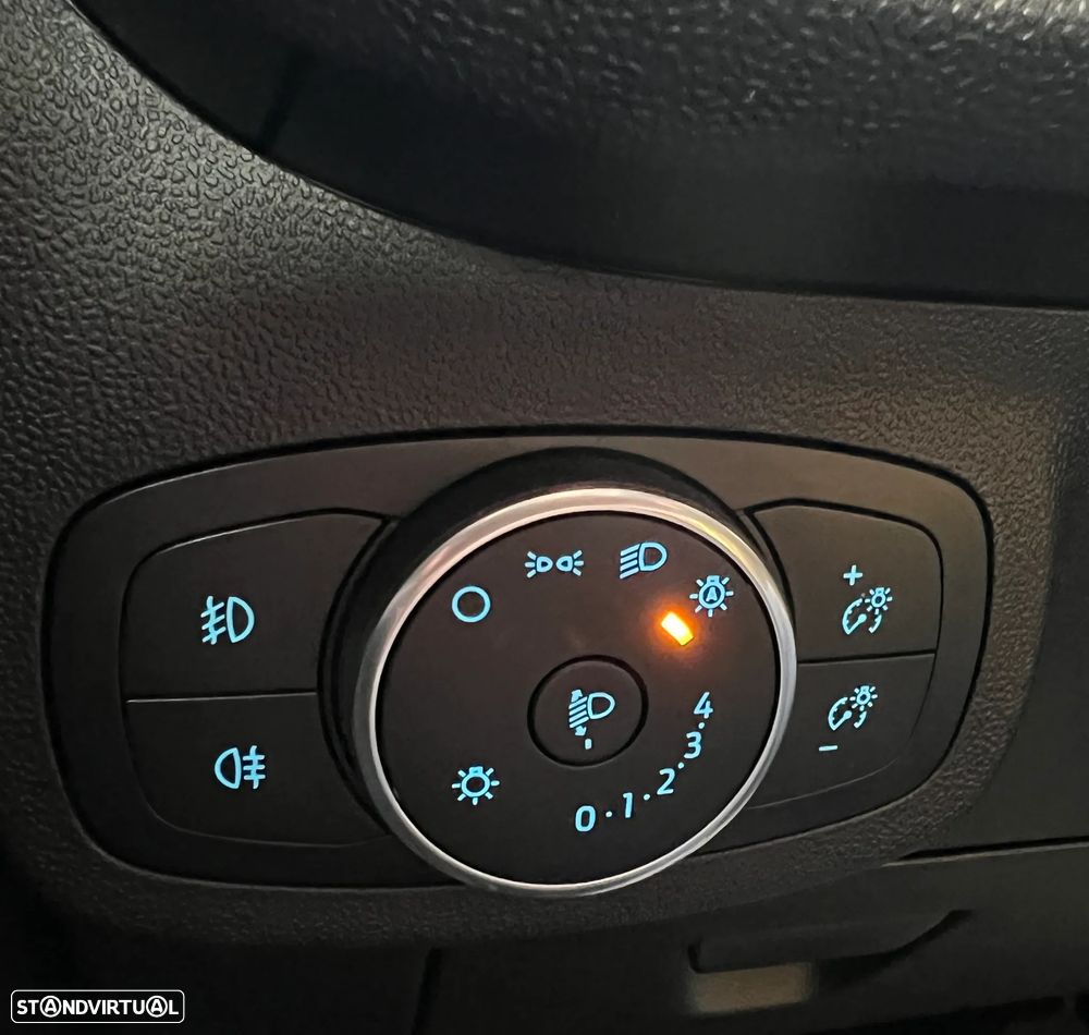 Ford Fiesta 1.0 EcoBoost Active+ - 19