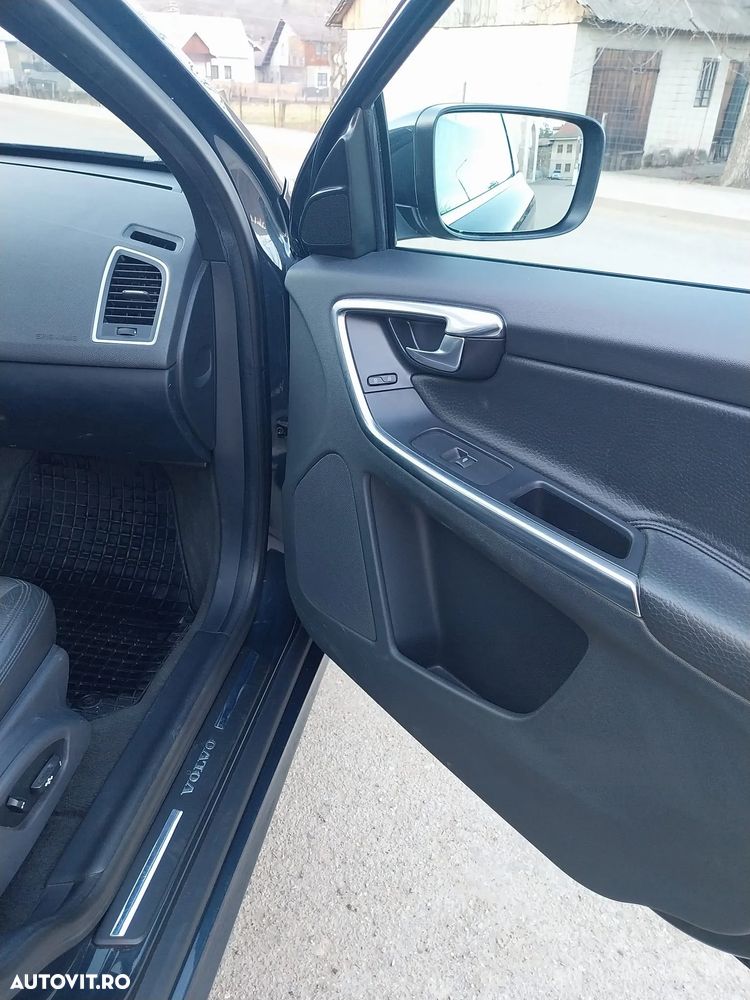 Volvo XC 60 D4 AWD Geartronic Edition Pro - 6