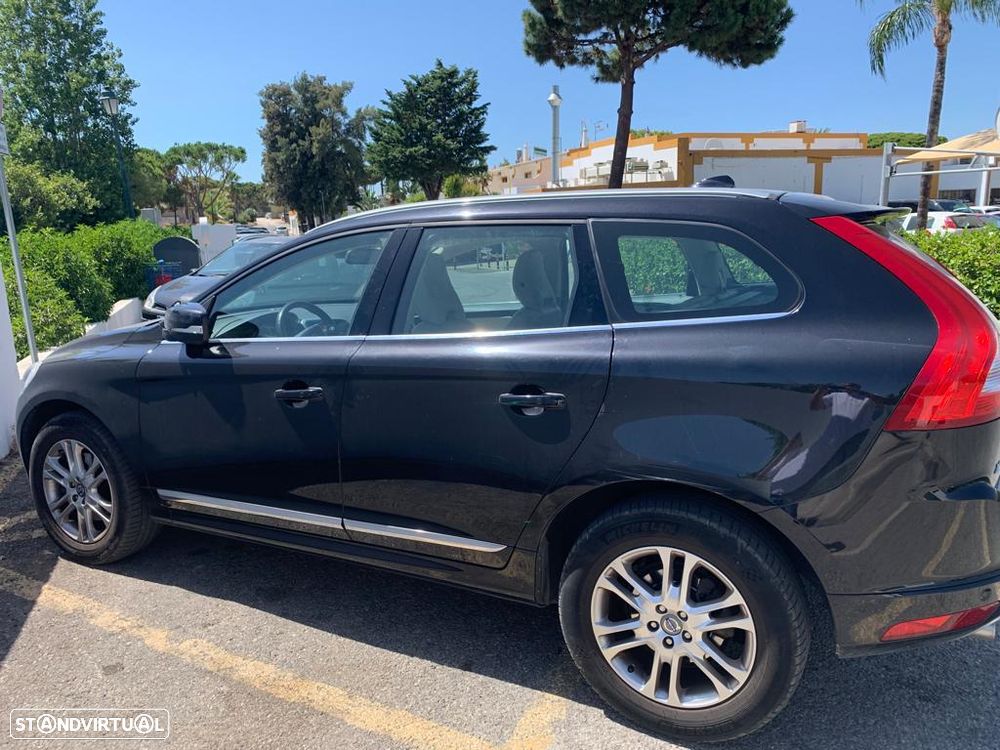 Volvo XC 60 2.0 D4 Momentum - 3