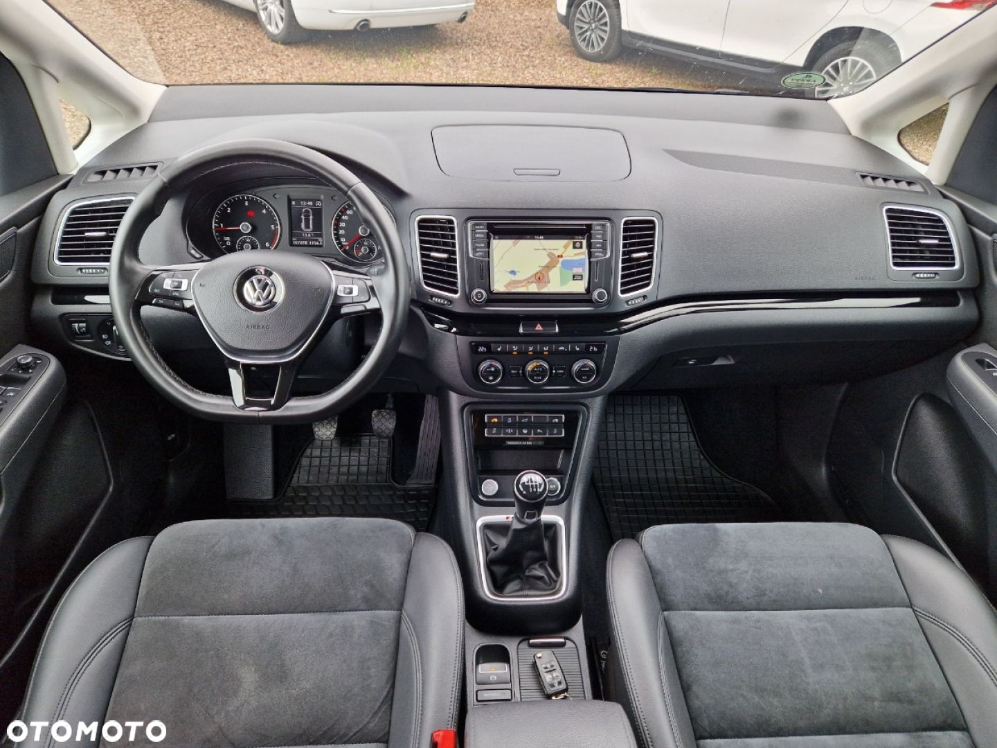 Volkswagen Sharan 2.0 TDI 4MOTION Highline - 7