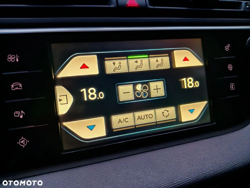 Citroën C4 Grand Picasso 2.0 BlueHDi Exclusive - 26