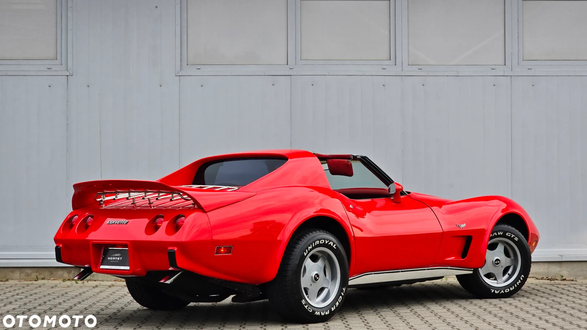 Chevrolet Corvette - 8