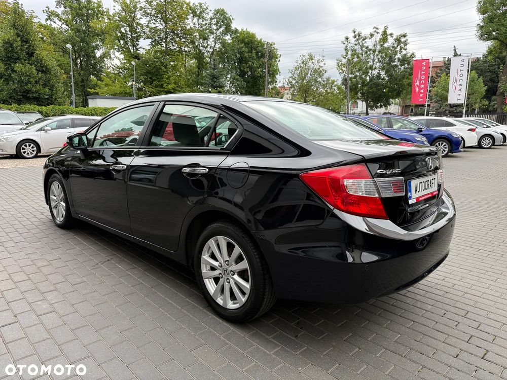 Honda Civic ver-1-8-executive - 22
