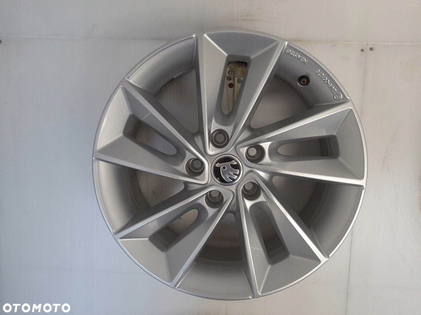 Felgi aluminiowe Skoda OE KBA51561 6.5" x 17" 5x112 ET38 - 2