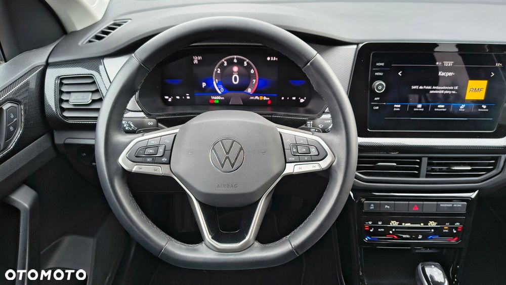 Volkswagen T-Cross - 13