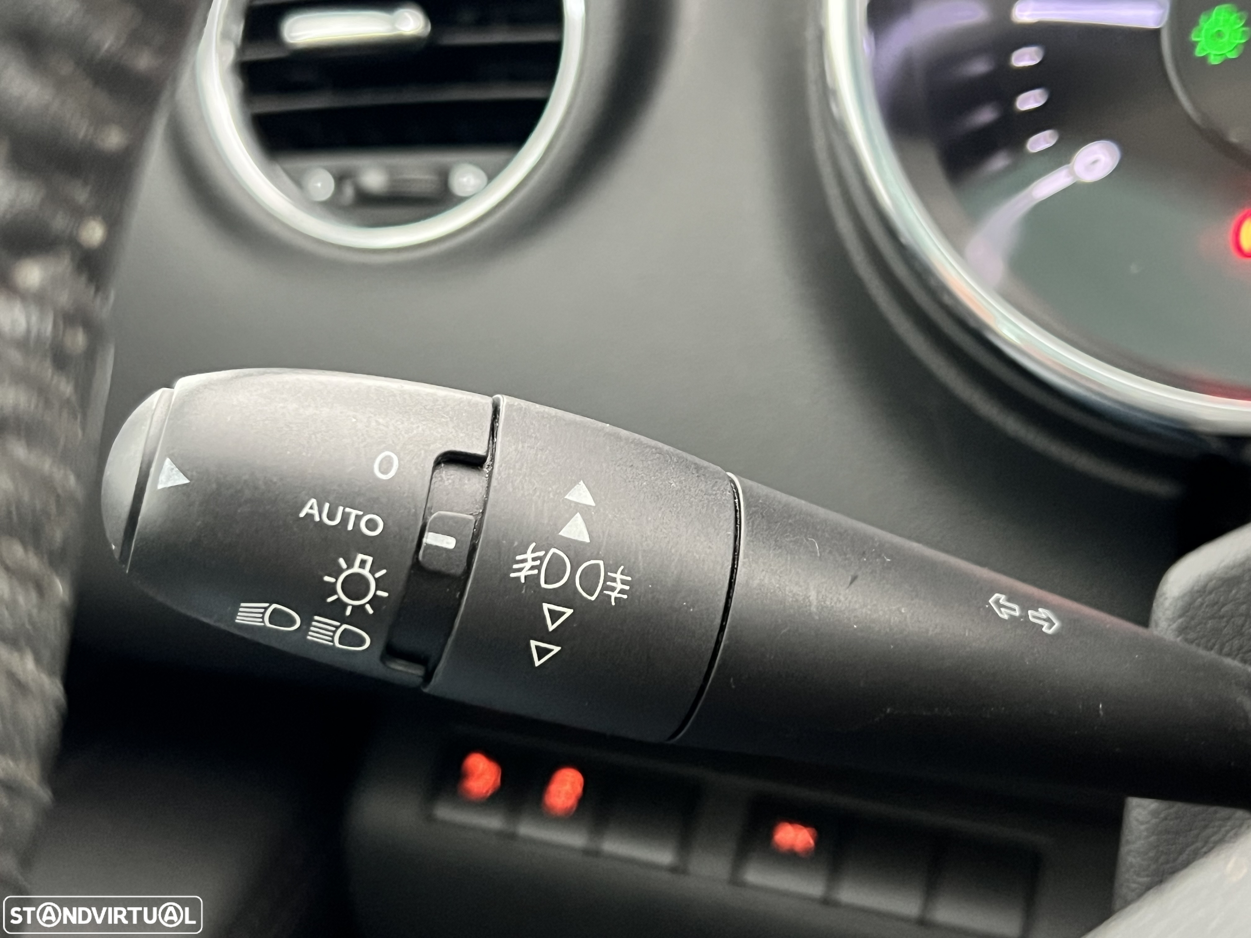 Peugeot 3008 1.6 HDi Allure - 20