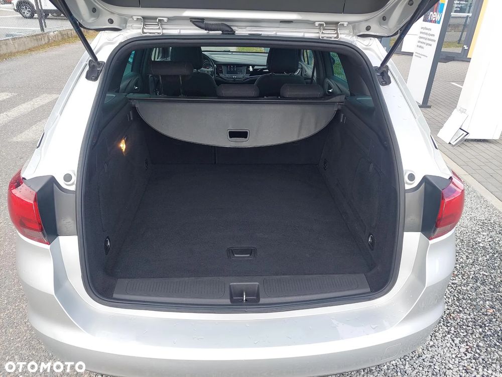 Opel Astra V 1.4 T Dynamic - 17