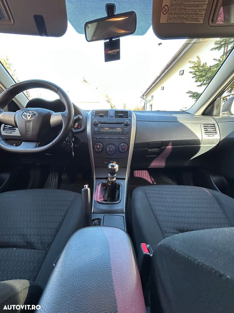 TOYOTA Corolla 2013 — imagine 5