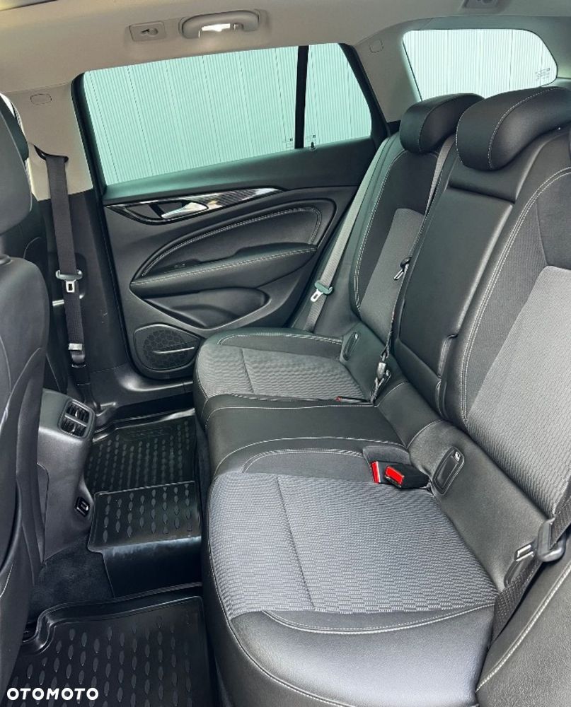 Opel Insignia Sports Tourer 2.0 Diesel Automatik Business Edition - 11