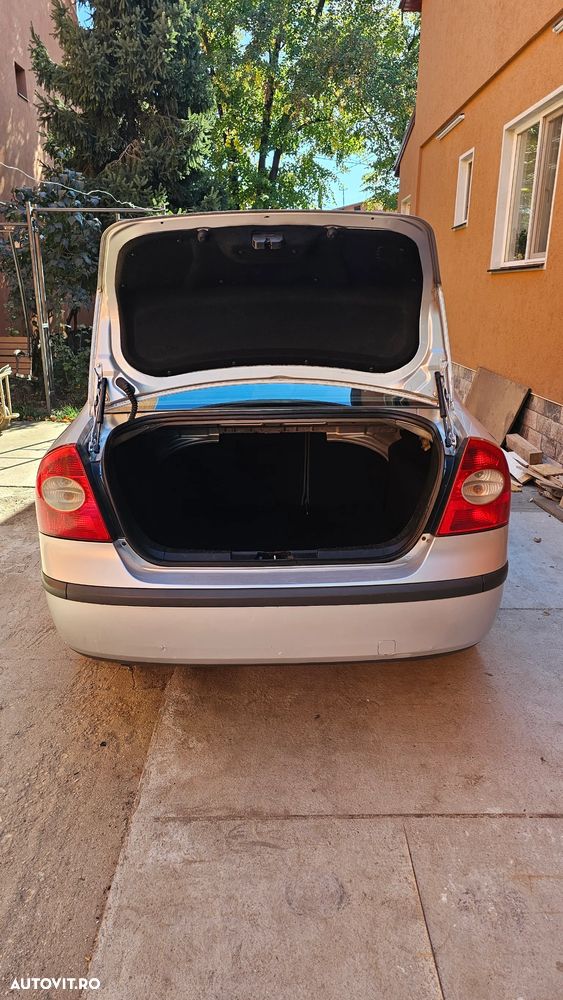 Ford Focus - 8