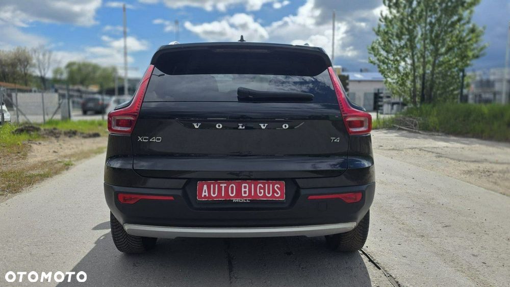 Volvo XC 40 - 8