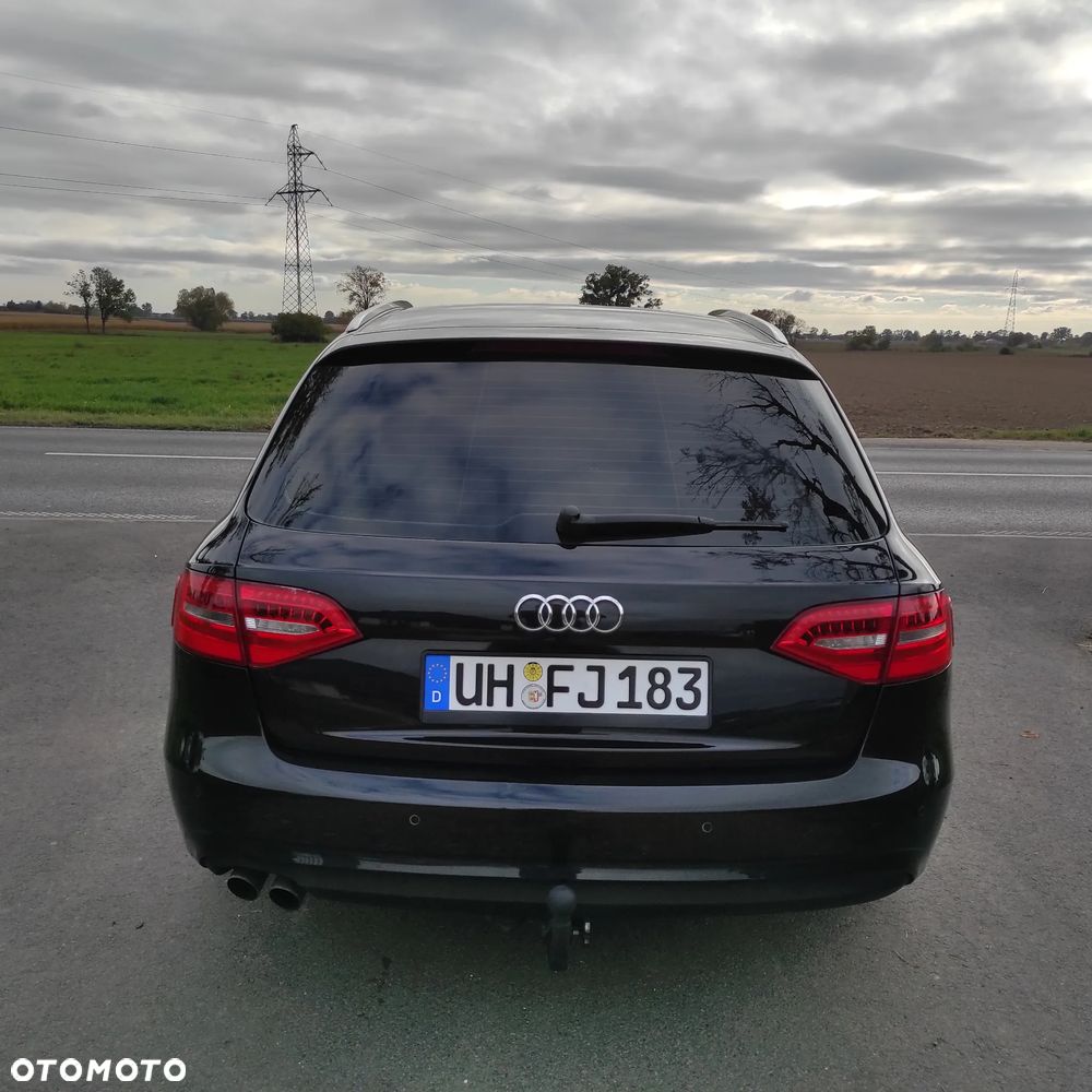 Audi A4 Avant 2012 photo 5