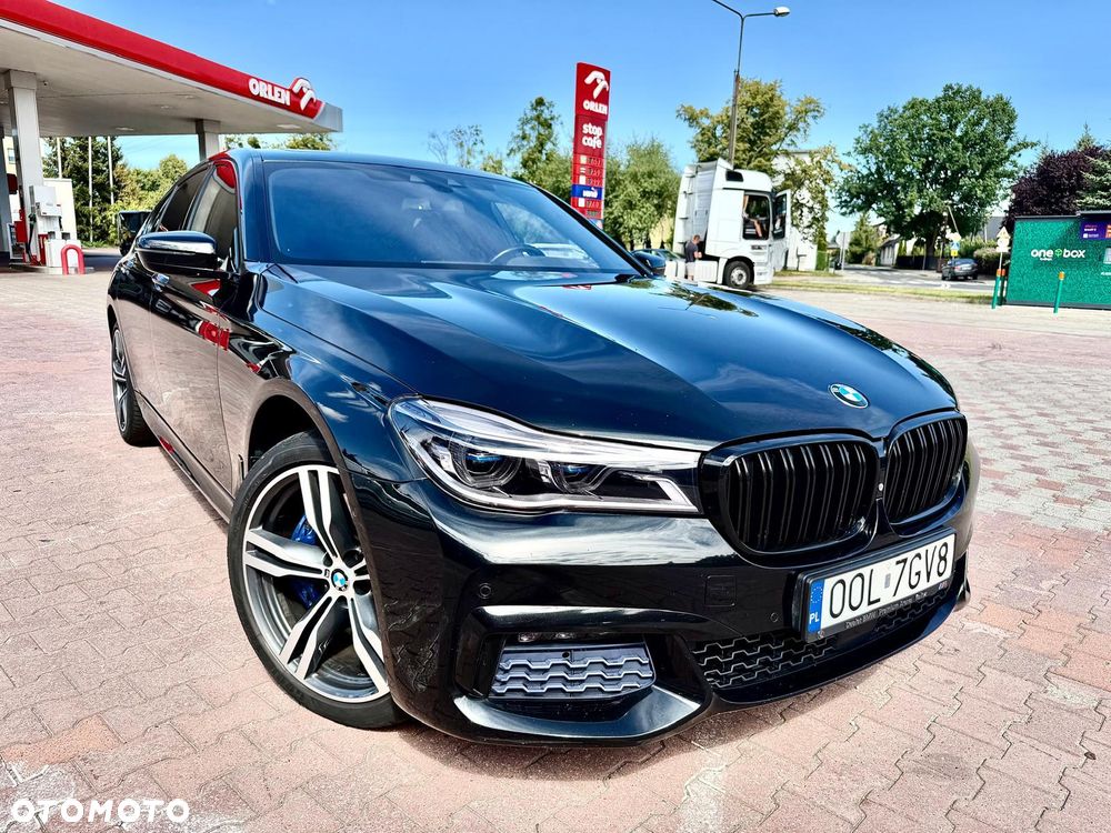 BMW Seria 7 740d xDrive - 32