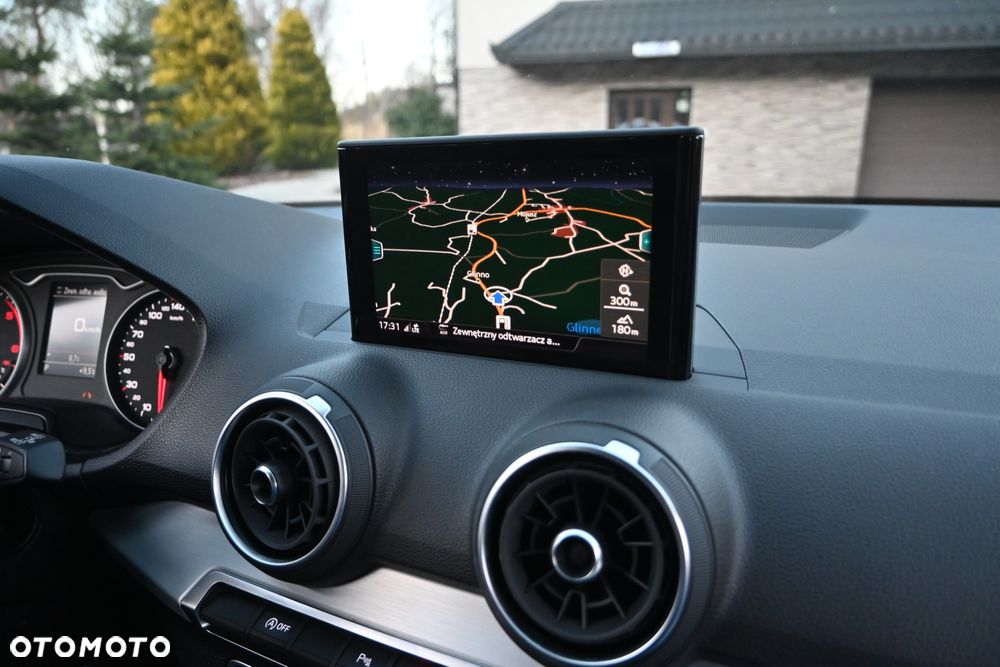 Audi Q2 30 TDI S tronic sport - 23