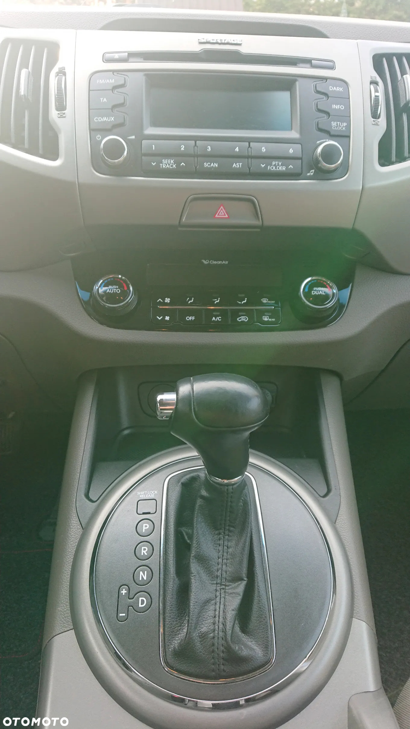 Kia Sportage 2.0 L 2WD - 34
