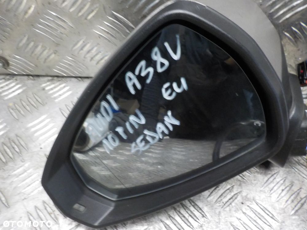 AUDI A3 8V LUSTERKO LEWE 10 PIN LUB PRAWE 12 PIN EUROPA - 2