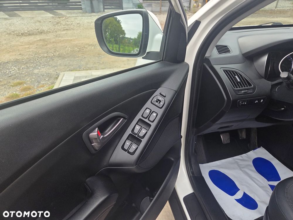 Hyundai ix35 - 16