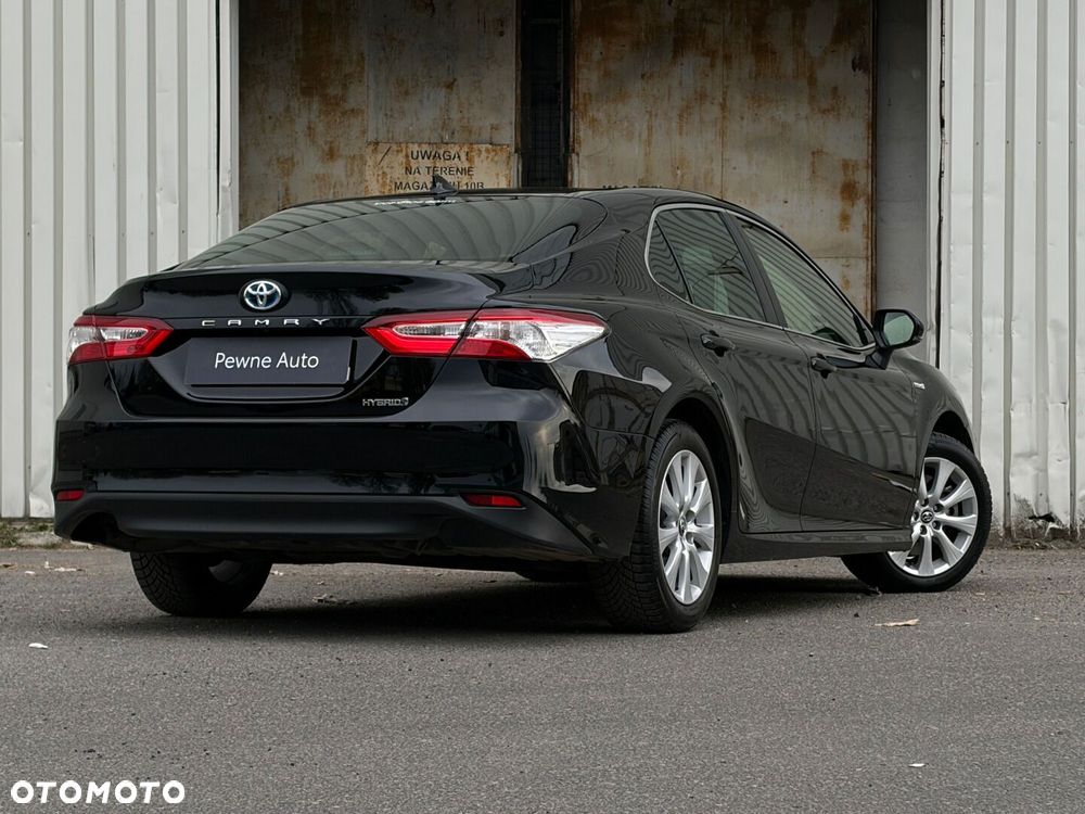 Toyota Camry 2.5 Hybrid Comfort CVT - 17