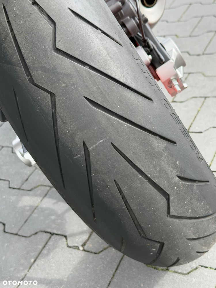 Yamaha MT - 11